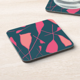 Rosa Blütenblätter über schwarzen Deckenkorb Getränkeuntersetzer