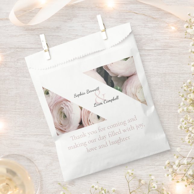 Rosa Blütenröte Geschenktütchen (Ausgeschnitten)