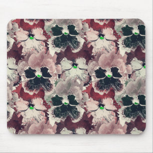 Rosa, bordeauxfarbene Blume Mousepad