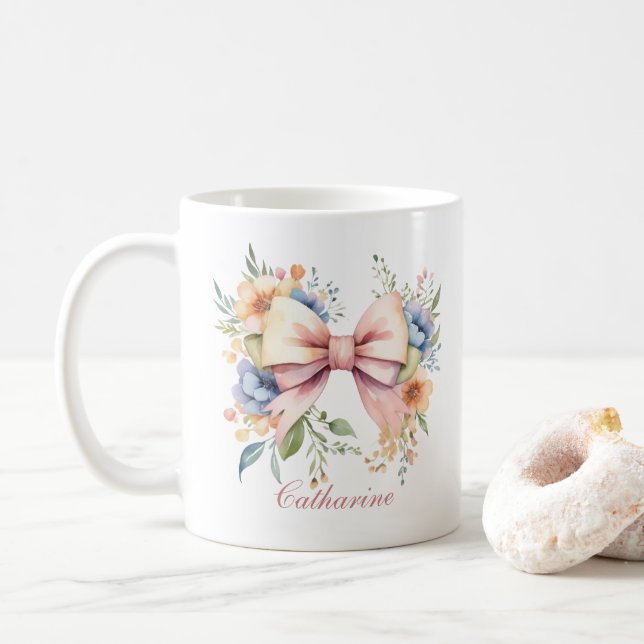 Rosa Bow Monogram Coquette Wasserfarbe Blume Kaffeetasse (Mit Donut)