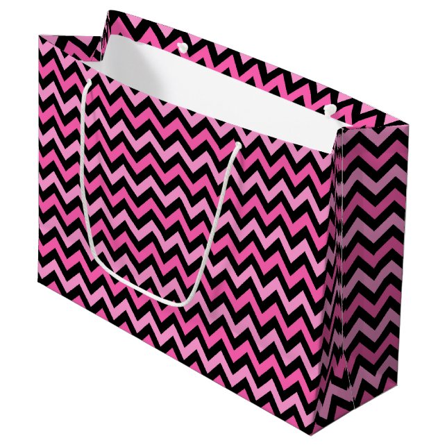 Rosa Chevron-Brustkrebs-Bewusstseinsmuster Große Geschenktüte (Vorderseite Schrägansicht)