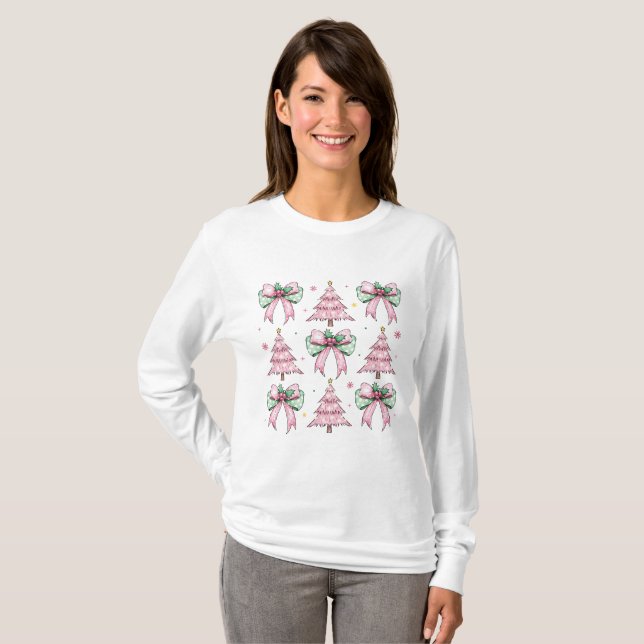 Rosa Coquette Bow Xmas Tree T-Shirt (Vorne ganz)