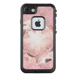 Rosa Diamant auf heller Pastete mit goldenem Spark