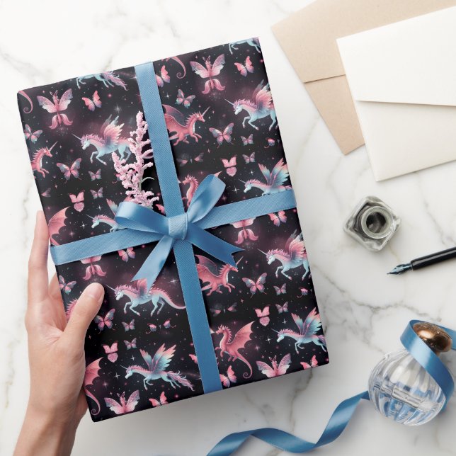 Rosa Einhorn-Drache-Mix Geschenkpapier (Schenken)