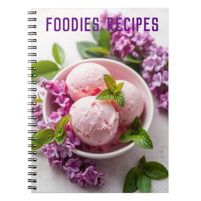 Rosa Eiscreme mit Lilac Blume Feinschmecker Rezept Notizblock (Vorderseite)