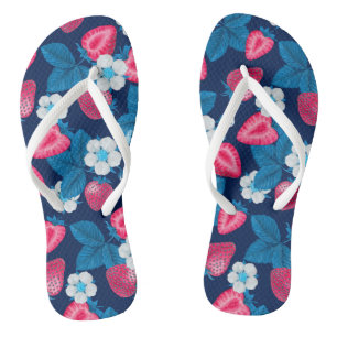 Rosa Erdbeeren auf blau Flip Flops