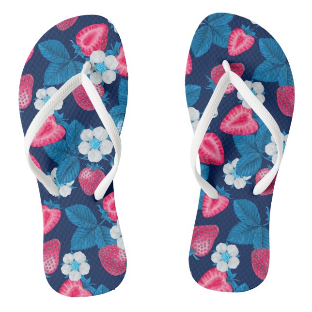 Rosa Erdbeeren auf blau Flip Flops (Fußbett)