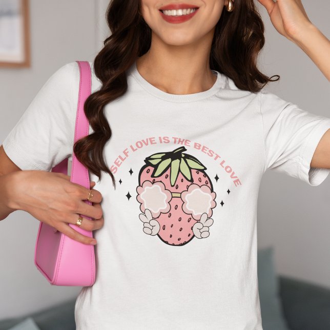 Rosa ErdbeerSelbstreinigung Liebe ist die beste Li T-Shirt (Von Creator hochgeladen)