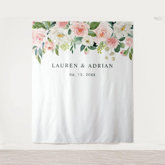 Rosa errötende Blüten-Hochzeitskulisse Wandteppich (Vorderseite)