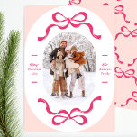 Rosa festes Retro Trendy Bows Oval Foto Feiertagskarte<br><div class="desc">***Dieses Design ist Teil einer Zusammenstellung*** _______________________ Diese Designvorlage ist vollständig editierbar / vom Kunden anpassbar - klicken Sie auf die weitere Schaltfläche, wenn Sie das Design verschieben, hinzufügen, löschen oder erheblich ändern möchten __________________________ Haben Sie Fragen zum Design oder benötigen Sie weitere Designs oder Optionen, kontaktieren Sie mich bitte...</div>