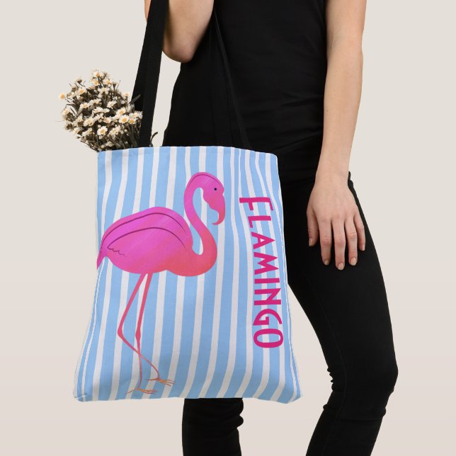 Rosa Flamingo auf blauen Streifen (Von Nahem)