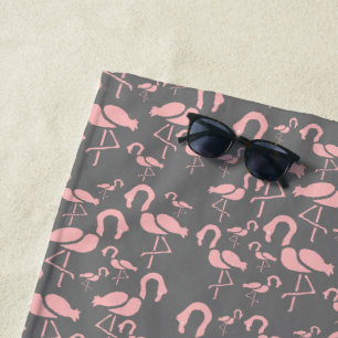 Rosa Flamingo tropisches Rosa und graues Retro Strandtuch