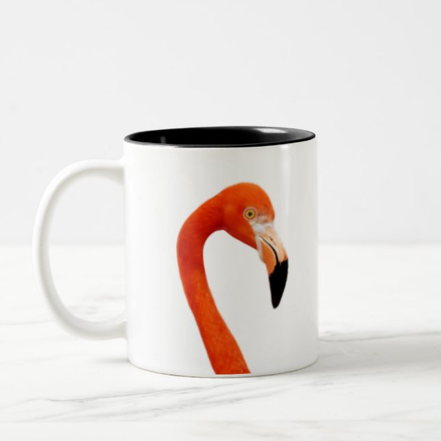Rosa Flamingo und Monogram Zweifarbige Tasse (Links)