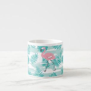 Rosa Flamingos, grüne Blätter aus Palmen, tropisch Espressotasse