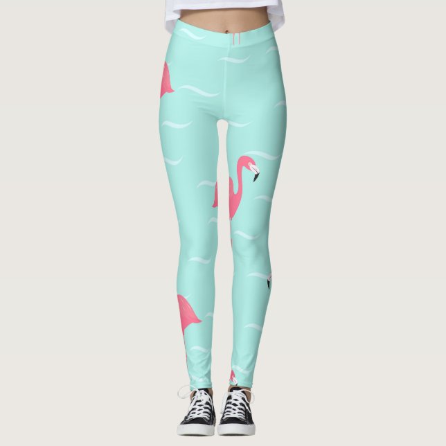 Rosa Flamingos in blauem Meer Leggings (Vorderseite)