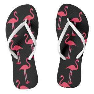 Rosa Flamingos in Schwarz Flip Flops