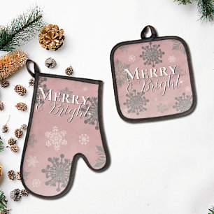 Rosa Frohe und strahlende Schneeflocken Weihnachte Ofenhandschuh & Topflappen-Set