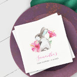 Rosa Frühlingsblütendusche<br><div class="desc">Die wunderschönen Aquarellnapkins sind mit einer Nachbildung meines originalen Aquarellblasen mit rosa Blumen versehen. Personalisieren Sie sie mit Ihren Daten. Ideal für Partys im Frühlingshaus und Babyduschen. Entsprechende Designs finden Sie unter www.zazzle.com/dotellabelle</div>