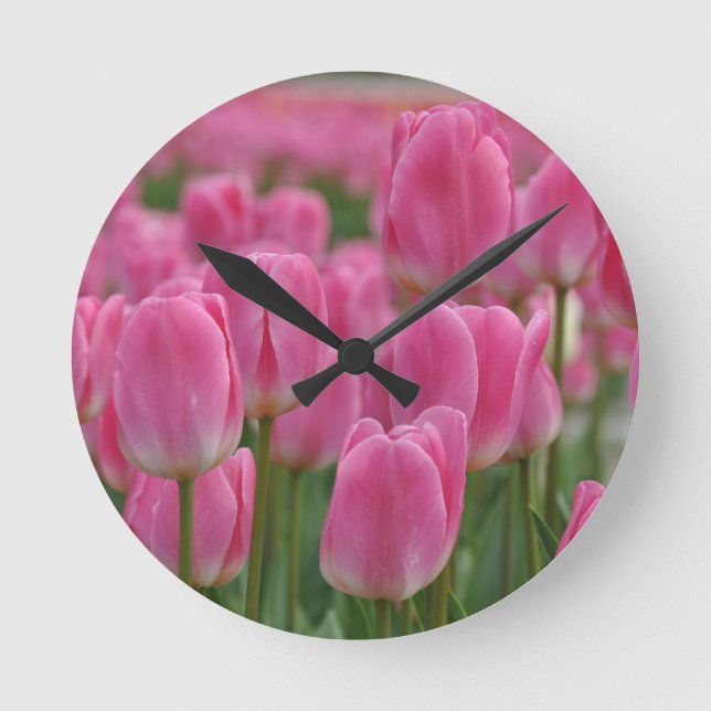 Rosa Frühlingtulis Runde Wanduhr (Vorderseite)