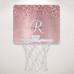 Rosa gebürsteter Glitzer Monogramm Name Mini Basketball Netz<br><div class="desc">Dieses schicke Mini-Basketball-Hoop-Design mit hübschem,  rosa funkelndem Glitzer auf einem rot-rosa gebürsteten metallischen Hintergrund ist einfach zu personalisieren.</div>