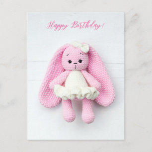 Rosa gehäkelter Hase im weißen Kleid Alles Gute zu Postkarte