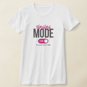 Rosa Gesangsmodus auf dem T - Shirt