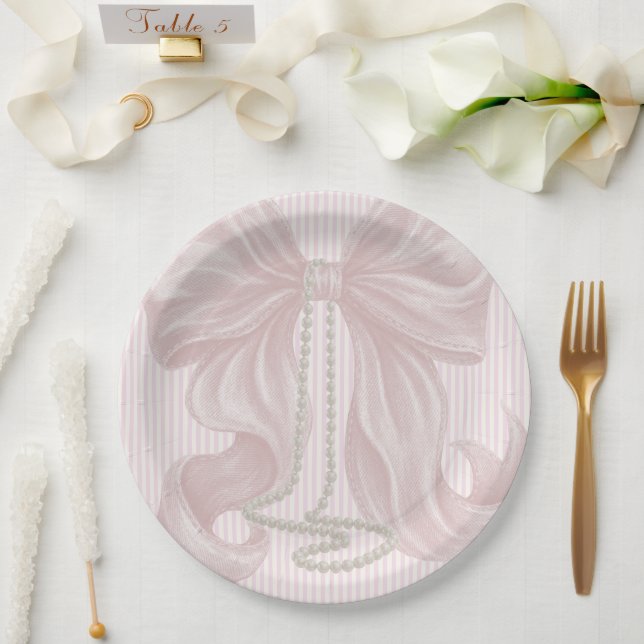 Rosa gestreifter Bogen und Perlenhalskette Pappteller (Hochzeit)