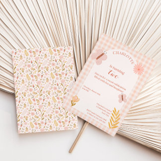 Rosa Gingham Butterfly mit Blume Geburtstag Einladung