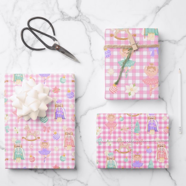Rosa Gingham-Nussknacker-Geburtstag Geschenkpapier Set (Vorderseite)