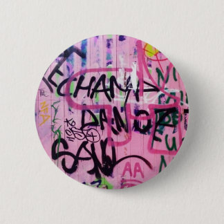 Rosa Graffiti Button
