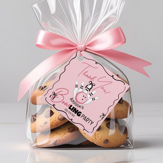 Rosa handgezeichnete BOWling-Bögen Mädchen Geburts Geschenkanhänger (Cute funny BOWling theme pink and black coquette bows custom girl birthday party square favor tags)
