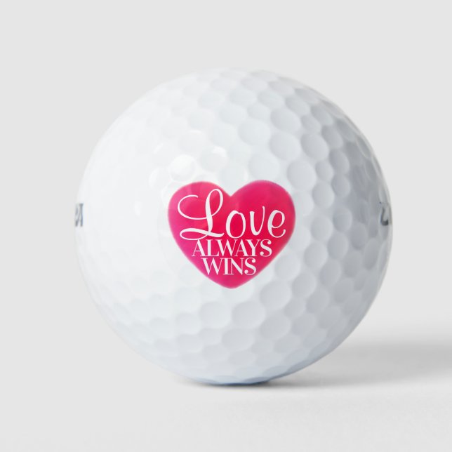 Rosa Herz Liebe gewinnt immer Golfball (Vorderseite)