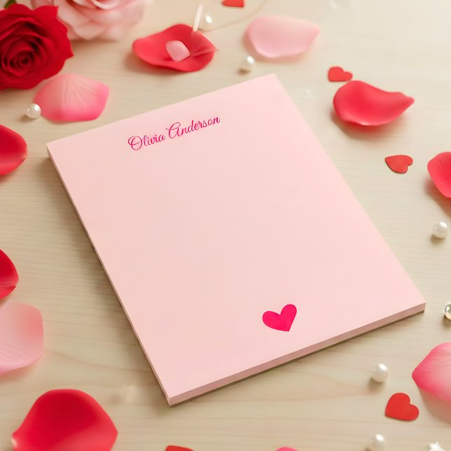 Rosa Herz Valentinstag Personalisierter Name Notizblock (Von Creator hochgeladen)