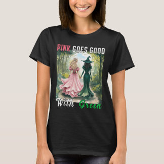 Rosa Hexe passt gut zu grüner Halloween-Hexe T-Shirt