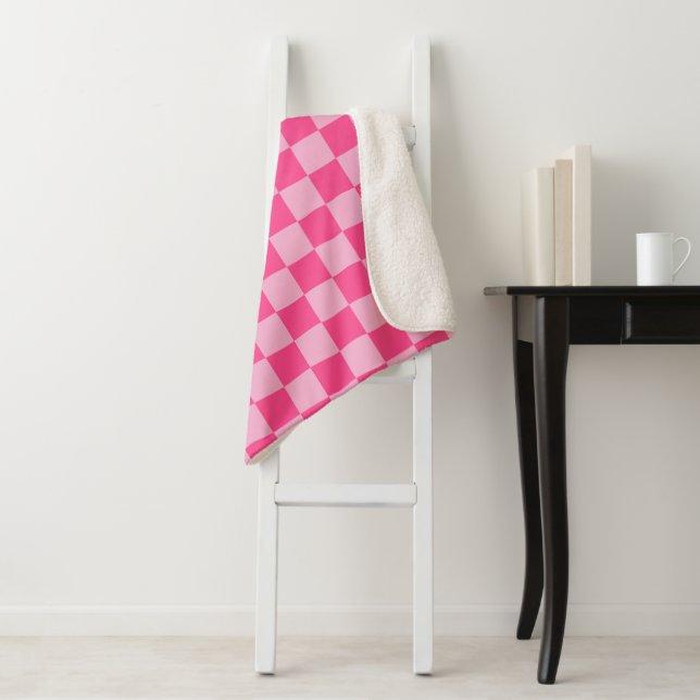 Rosa kariertes Druckmuster Sherpadecke (Beispiel)