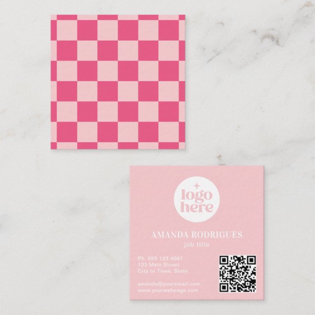 Rosa kariertes Logo QR Code Quadratische Visitenkarte (Vorne/Hinten)