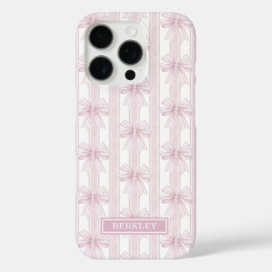 Rosa Koketten Schleifen auf gestreiften Monogramme iPhone 16 Pro Hülle