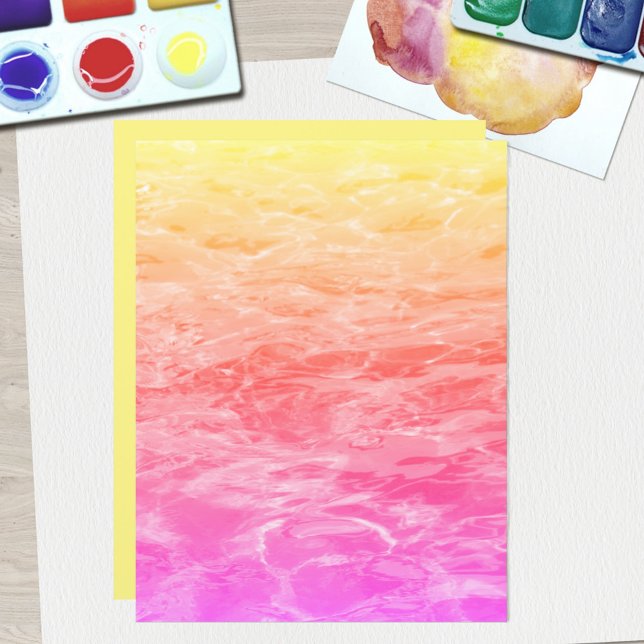 Rosa Koralle und orangefarbenes Bücherpapier (Von Creator hochgeladen)