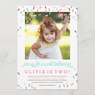 ROSA KRAPFEN BESPRÜHT GEBURTSTAGS-EINLADUNG EINLADUNG