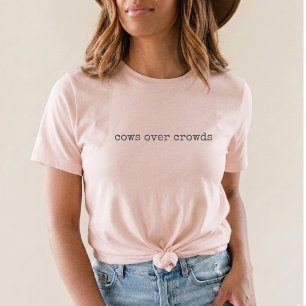 Rosa Kühe über Menschenmengen Bauernhof Landtier l T-Shirt