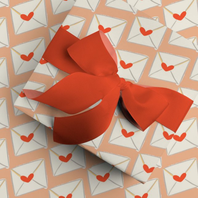 Rosa Liebe Noten Rotes Herz Umschlag Muster Geschenkpapier (Pink Valentine's Day love notes envelope gift wrapping paper.)