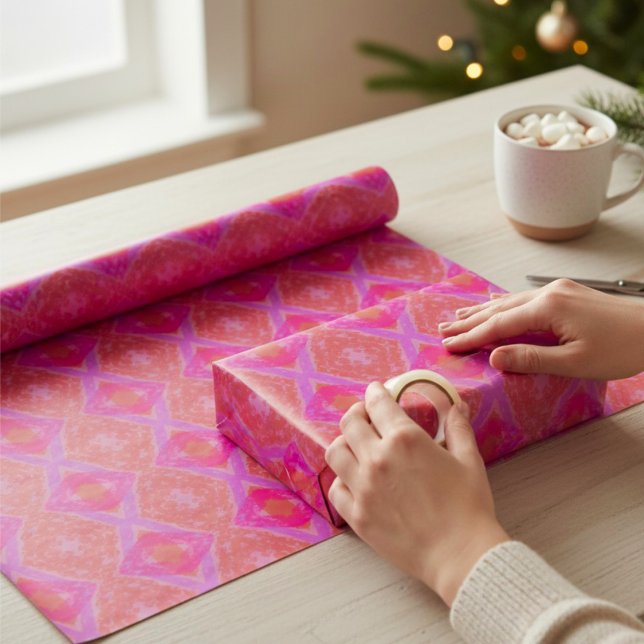 Rosa Lila Orange Crayon Diamonds Geometrie Geschenkpapier (Lets get wrapping! For mom, friend, co-worker, anyone. Bright diamonds in magical colors.)