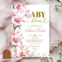Rosa Lilien-Blumen-Schmetterling-Baby-in- Blüten-E