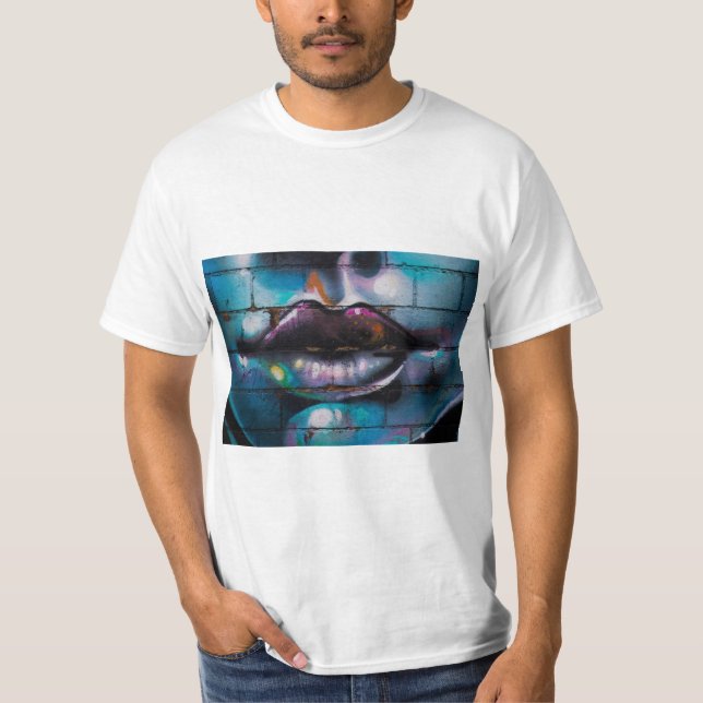 Rosa Lippen Graffiti T-Shirt (Vorderseite)