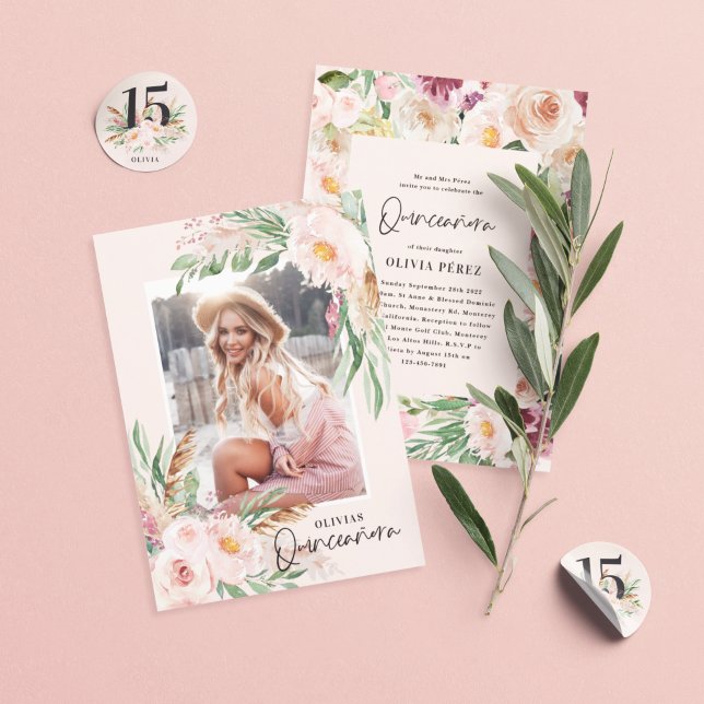 Rosa mädchenhafte Aquarellblüte Eleganter Geburtst Runder Aufkleber (Von Creator hochgeladen)