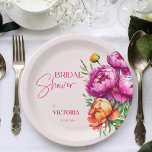 Rosa Magenta Pfirsichbäume elegantes Brautparty Pappteller<br><div class="desc">Pink magenta pfironies elegante Brautparty Template Papier Teller personalisiert Geschirr Dekoration,  lebendige fette Farben moderne lässige Typografie</div>