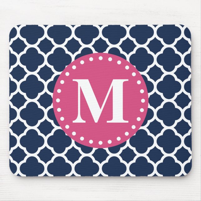 rosa Mongram Navy Quatrefolienmuster Mousepad (Vorne)