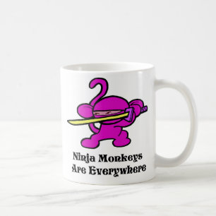 Rosa Ninja auf Schutz Kaffeetasse