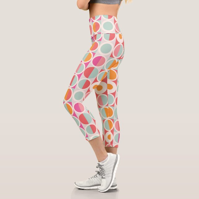 rosa Orange Blaues geometrisches Muster Capri Leggings (Links)