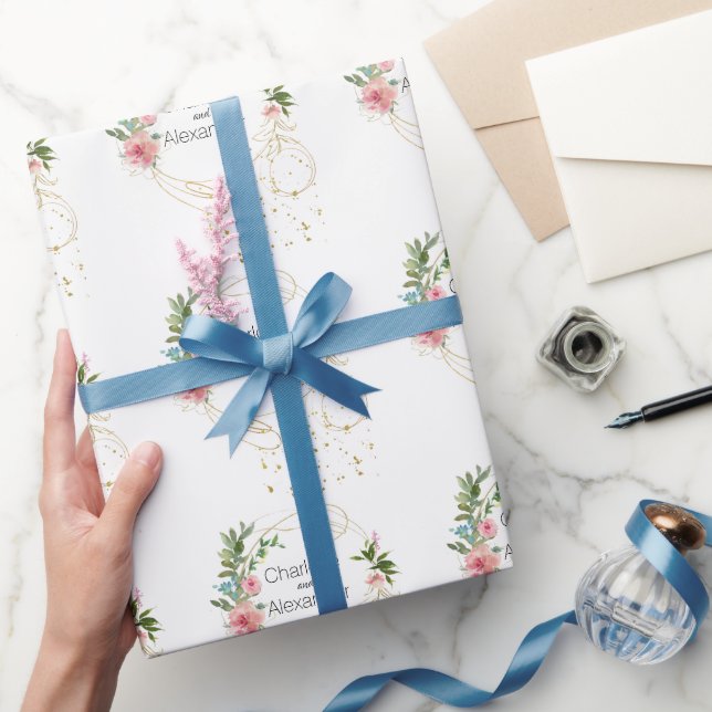 Rosa Peonies und Abstrakte Goldnamen Geschenkpapier (Schenken)